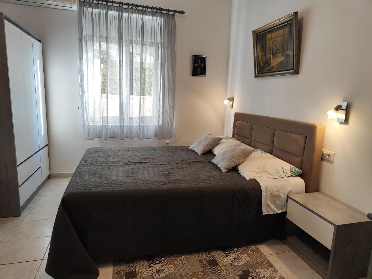 Nice Apartment Montepozzo With Private Garden โรวีน ภายนอก รูปภาพ